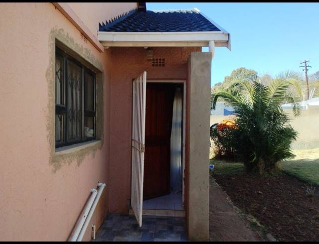 4 BEDROOM HOUSE FOR SALE IN ALAN MANOR